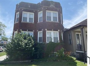 8900 S Langley Ave #2, Chicago, IL 60619