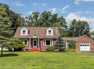 3013 Sunset Ln, Schenectady, NY 12303