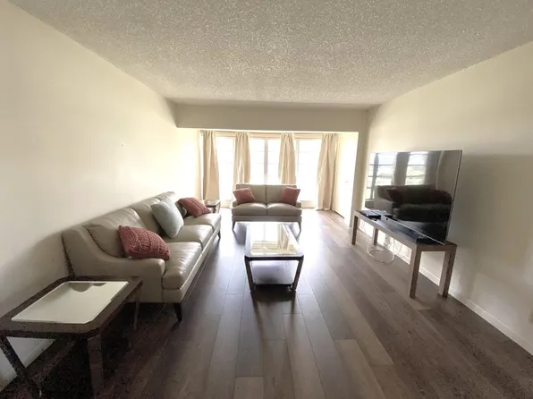 1121 Cactus Terrace #204, Delray Beach, FL 33445