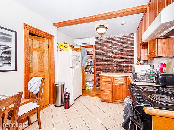 61 Anderson St. #6 Boston - Beacon Hill Unit Photo 3