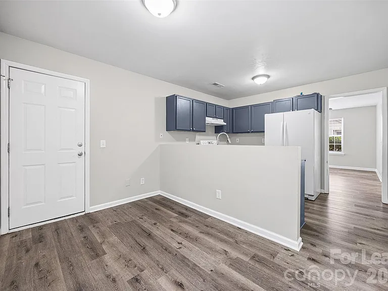 5194 Brooktree Dr — Photo 11