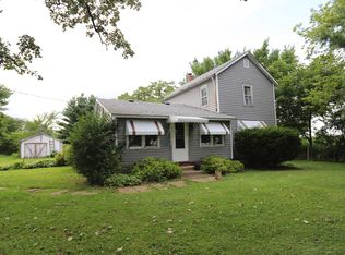 4905 Greenwood Rd, Woodstock, IL 60098