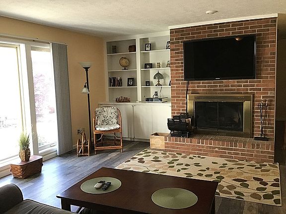 2nd image of 11020 Eastwind Ct