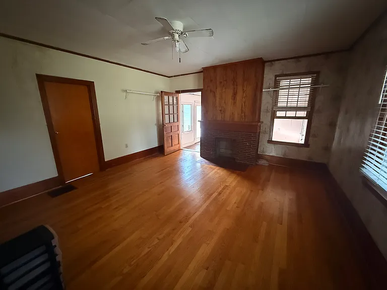 1644 Smallhouse Rd — Photo 7