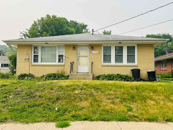 2239 7th Ave, Rockford, IL 61104