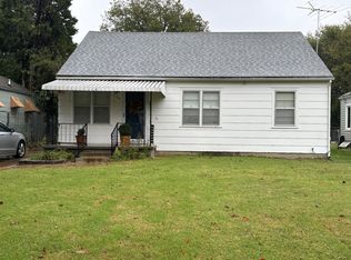 736 S Terrace Dr, Wichita, KS 67218