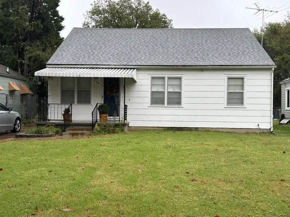 736 S Terrace Dr, Wichita, KS 67218