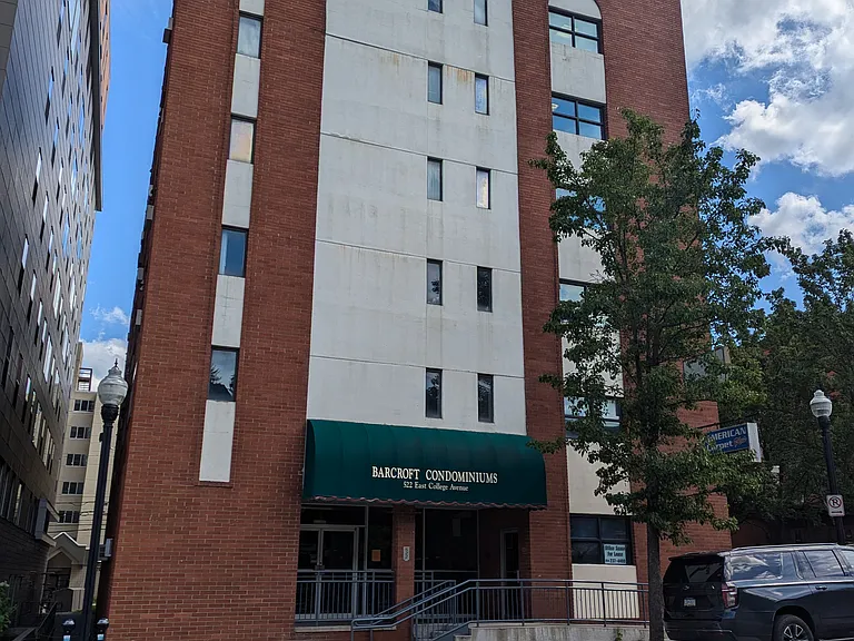 522 E College Ave #306 — Photo 6