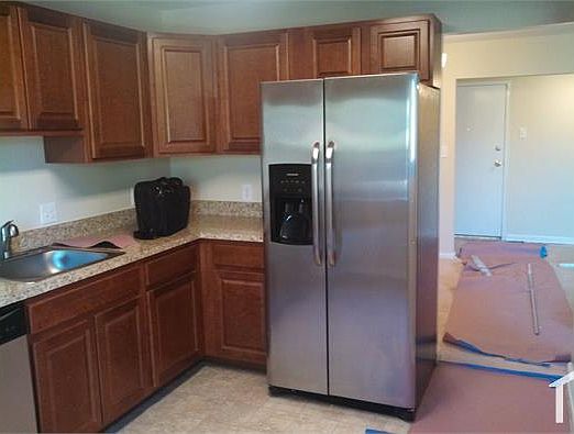 4th image of 19315 Club House Rd #202