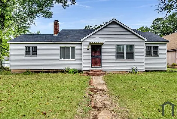 3 bed, 1274 sqft, $1,250 — Photo 1