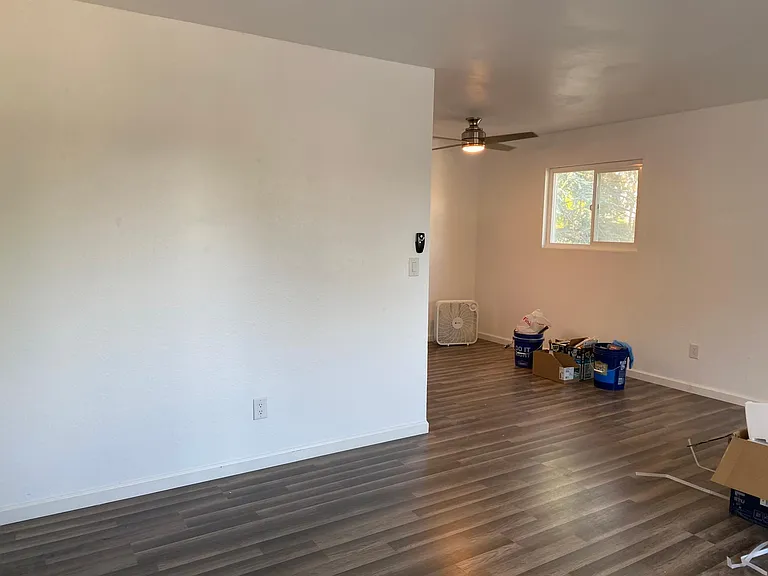 515 Fein Ave #3 — Photo 3