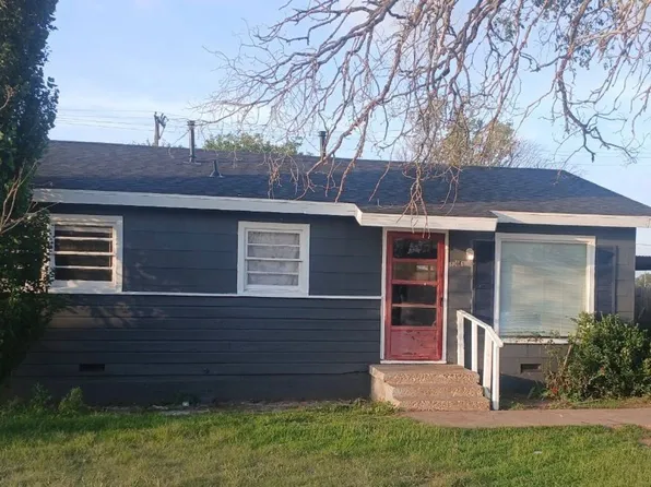 3016 E 3rd Pl, Lubbock, TX 79403