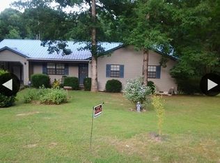 390 Ruby Richardson Dr, Killen, AL 35645
