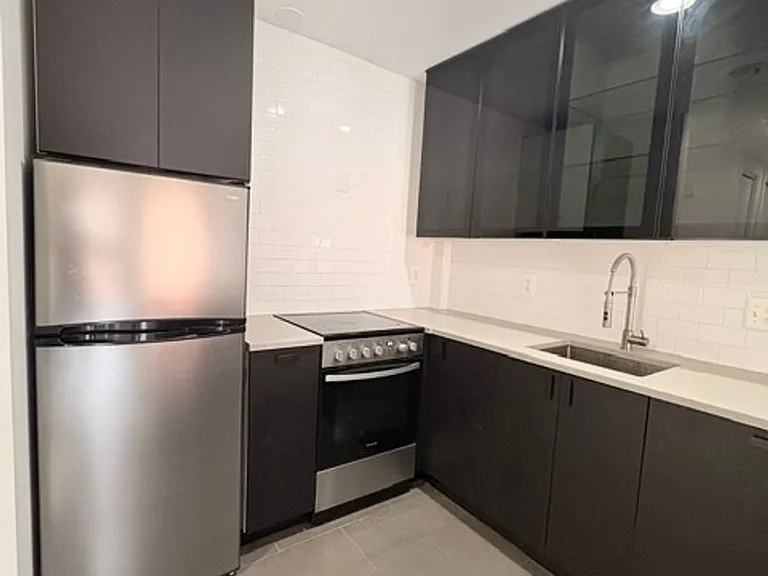 3225 Grace St NW #208 — Photo 6