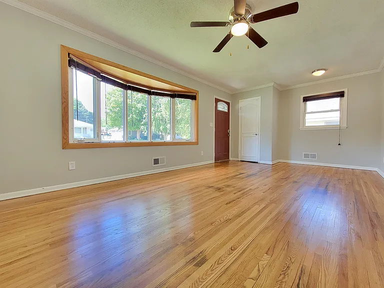 1442 Cascade St NW — Photo 11