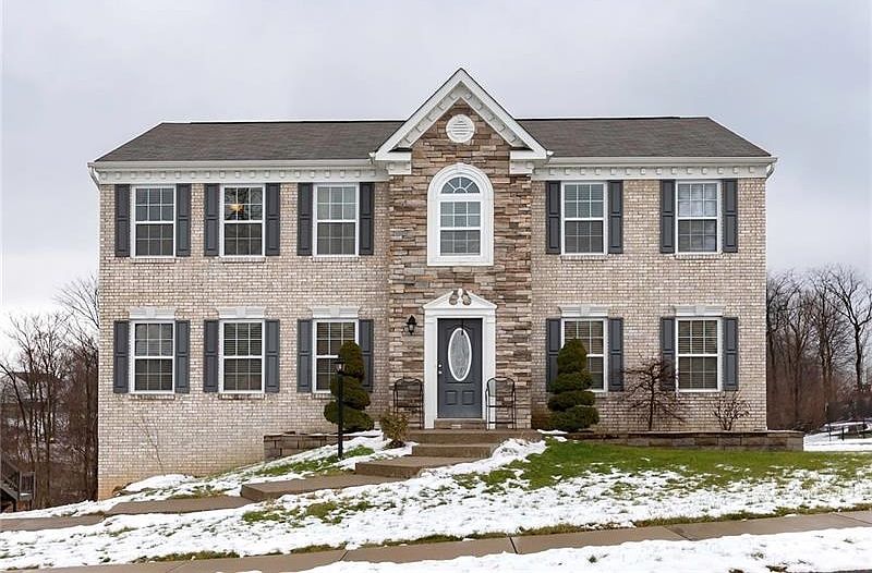 1st image of 1035 Sweet Brier Dr
