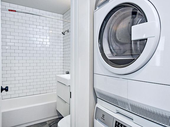 Stacking washer and ventless dryer
