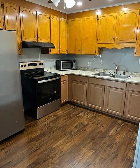 127 Farrior St — Photo 3