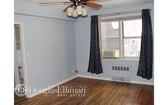 Sold by Douglas Elliman | media 36