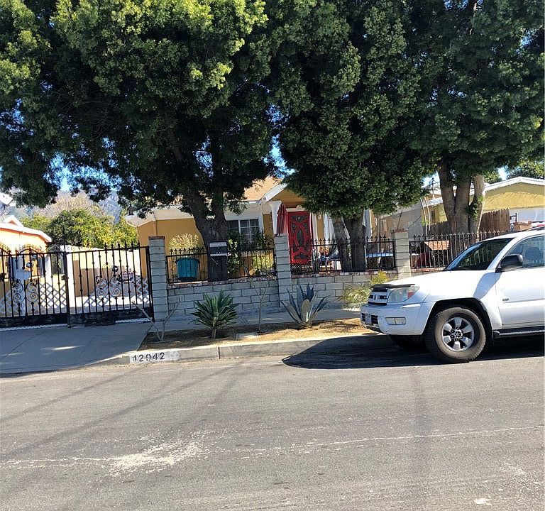 1st image of 12942 Woodcock Ave