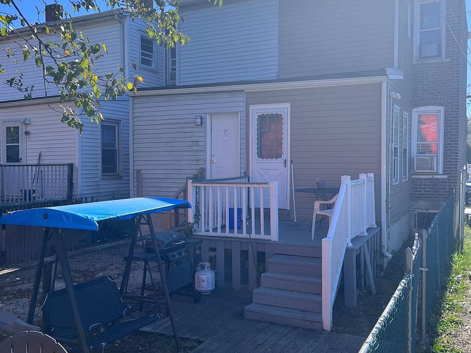 2nd image of 1454 N Olden Ave