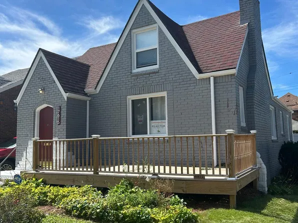 17615 San Juan Dr, Detroit, MI 48221