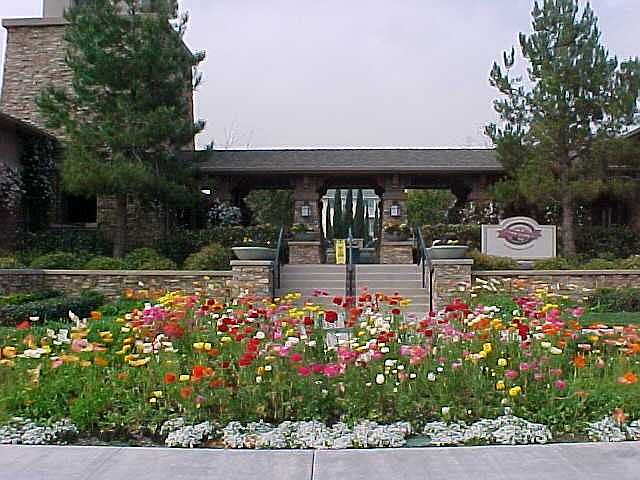 1st image of 2724 W Canyon Ave
