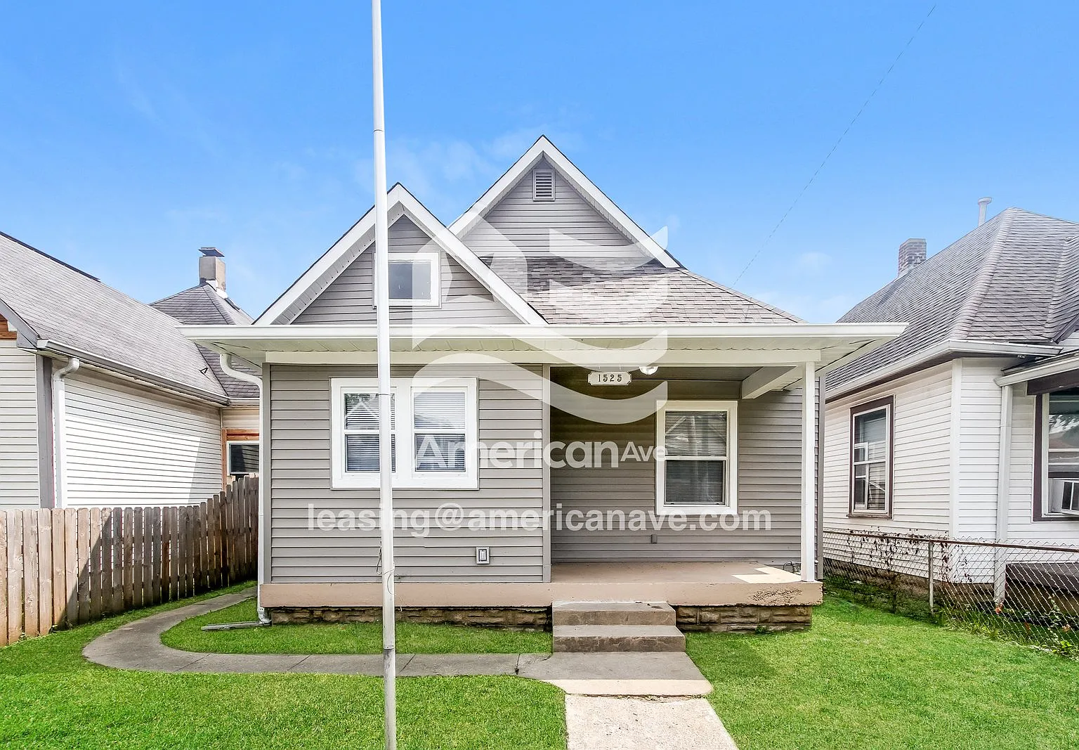 2 bed, 1.0 bath, 864 sqft, $1,325 — Photo 1