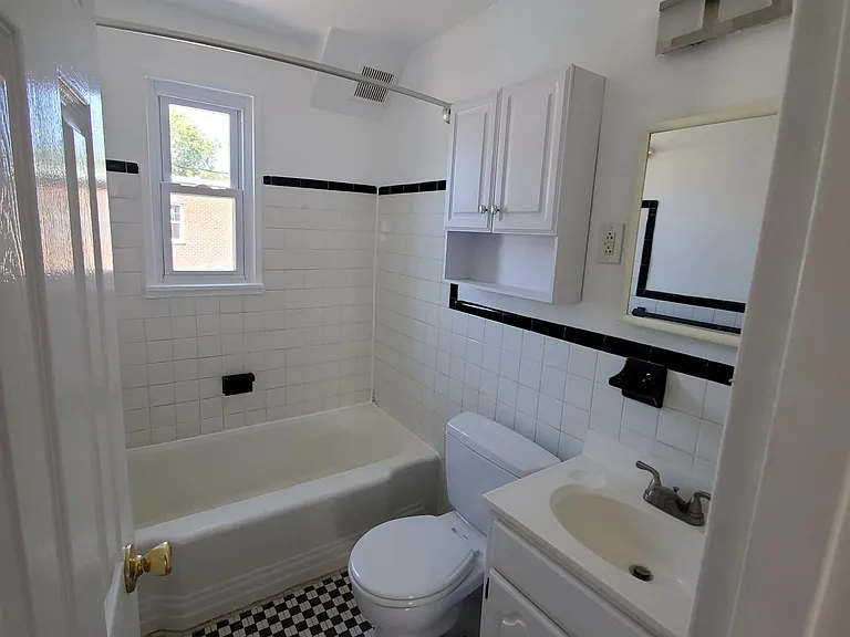 524 Duncan Ave — Photo 15