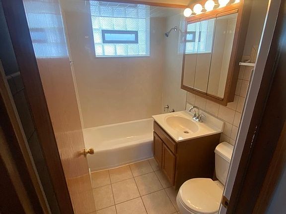 4th image of 9200-16 S Spaulding Ave #9216-4B