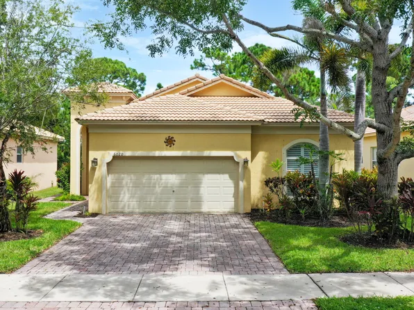 6020 Spring Lake Ter, Fort Pierce, FL 34951