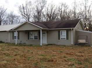 109 Rosebud Rd, Golconda, IL 62938