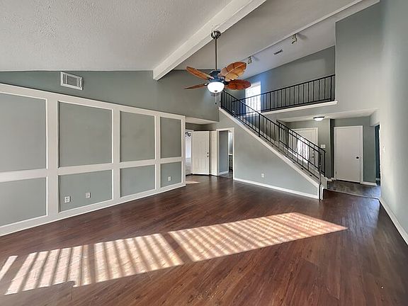 2nd image of 2142 Oak Shores Dr