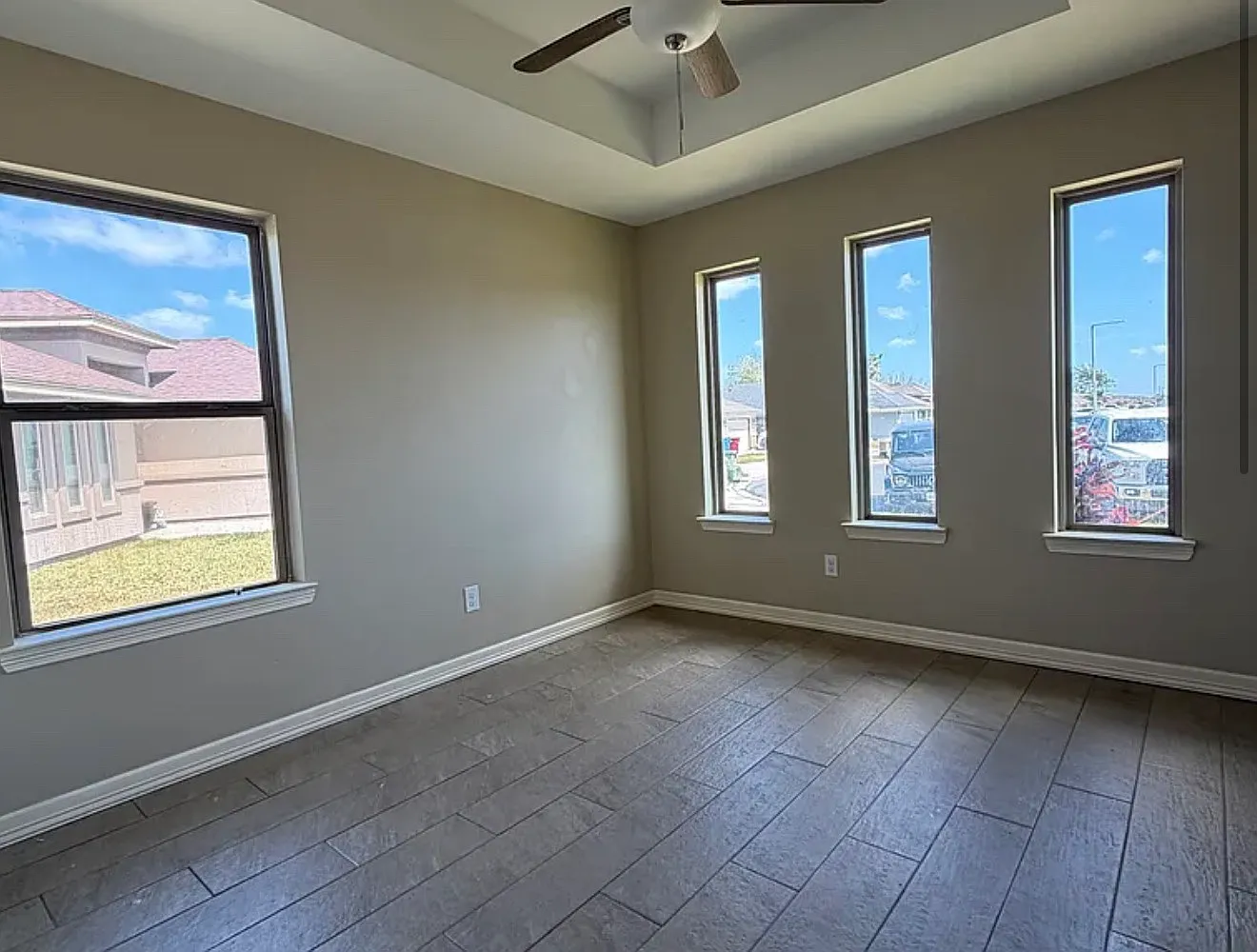 3 bed, 2.5 bath, 1450 sqft, $1,850 — Photo 4