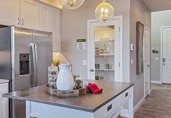 Woodside Homes - Spruce - SWS