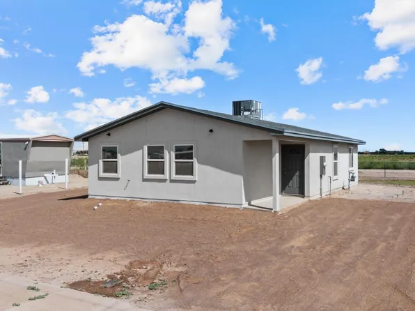 1432 Valle Lima Rd, San Elizario, TX 79849