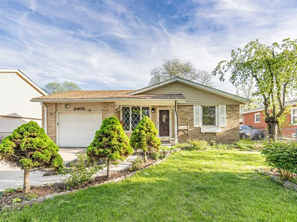 2405 Birch Ln, Rolling Meadows, IL 60008