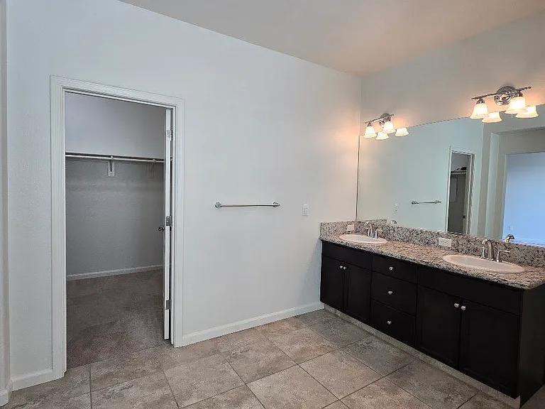3246 Monterosa Ln — Photo 32