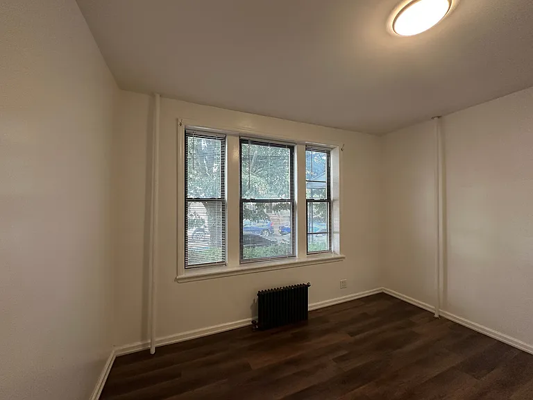 37-25 98th St #2R — Photo 3