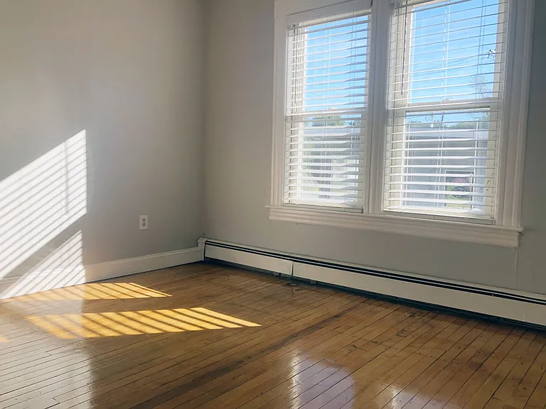 22 Pleasant St #A — Photo 10