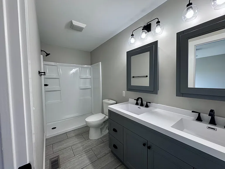 403 E Mulberry St #1 — Photo 11