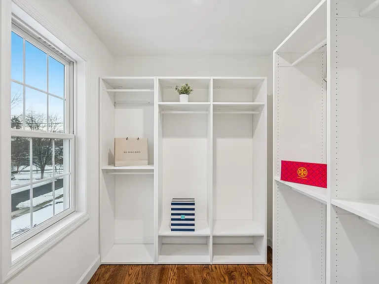 161 Myrtle Ave — Photo 16