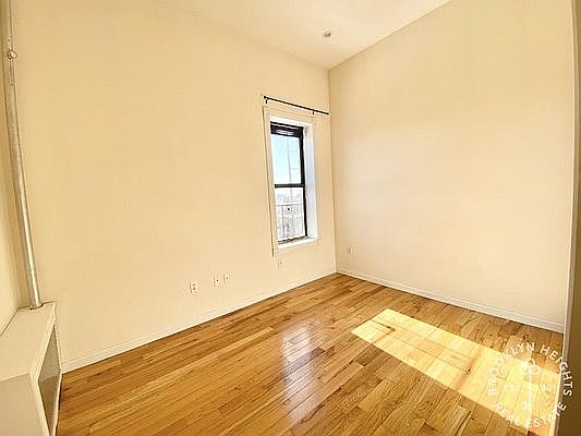 5th image of 568 Pacific St APT 6C