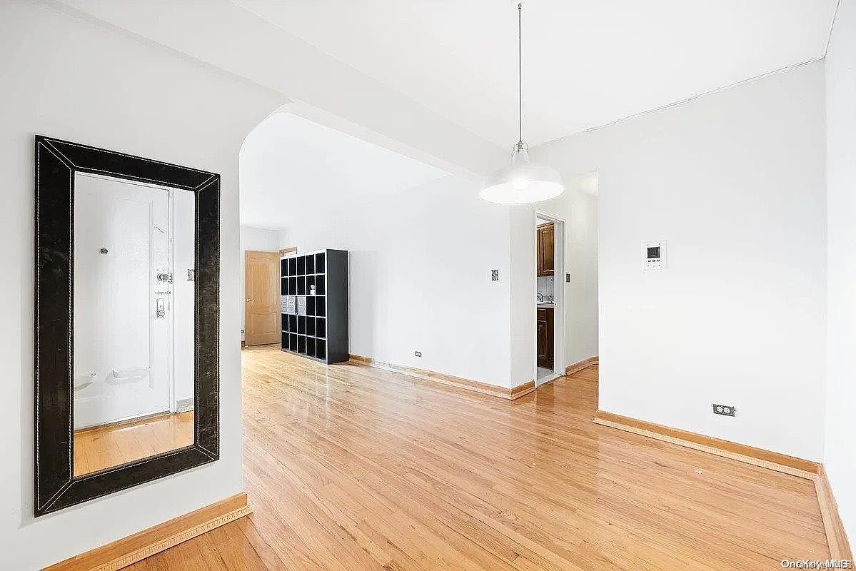 139-21 85th Drive #5D, Queens, NY 11435 | Zillow