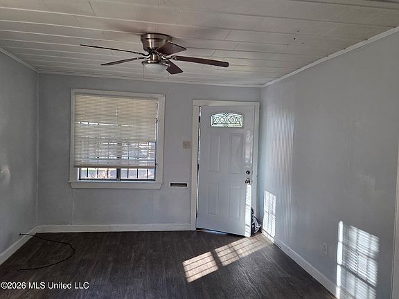 2nd image of 1317 Collier Ave