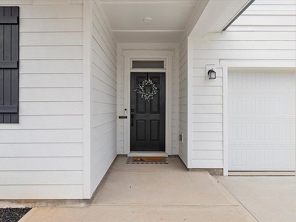 5th image of 50 Button Bush Ln