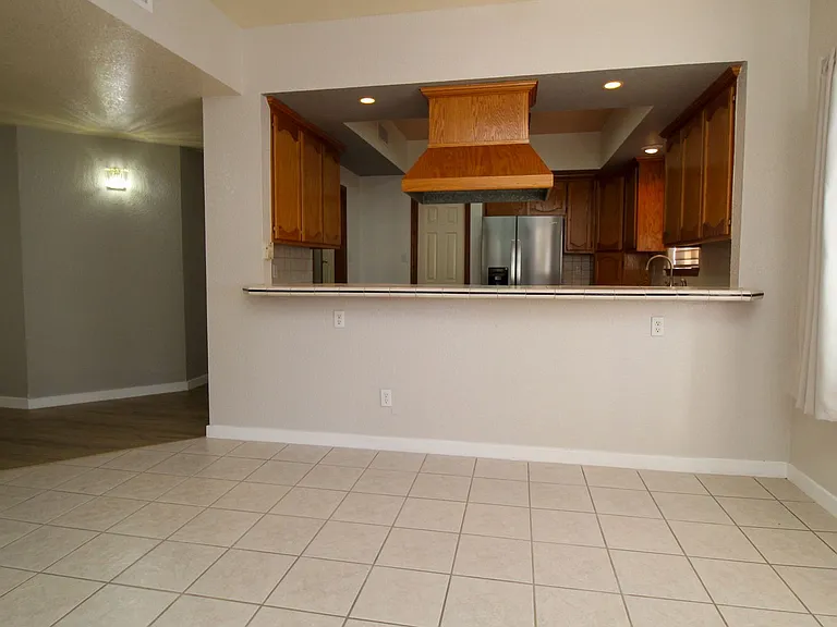 2081 Paseo Del Prado Dr — Photo 7