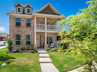 1000 Holly Anne Ln, Savannah, TX 76227