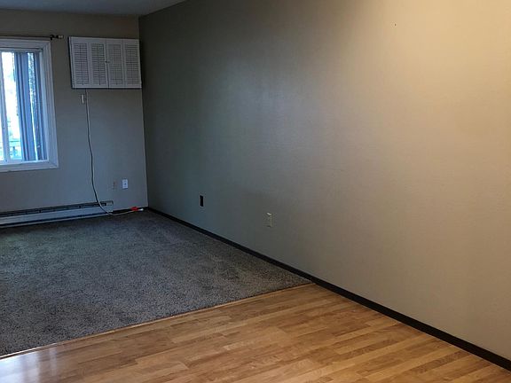 5th image of 418 22nd St E