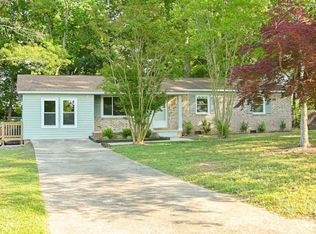 6005 Penn Dale Dr, Shelby, NC 28152